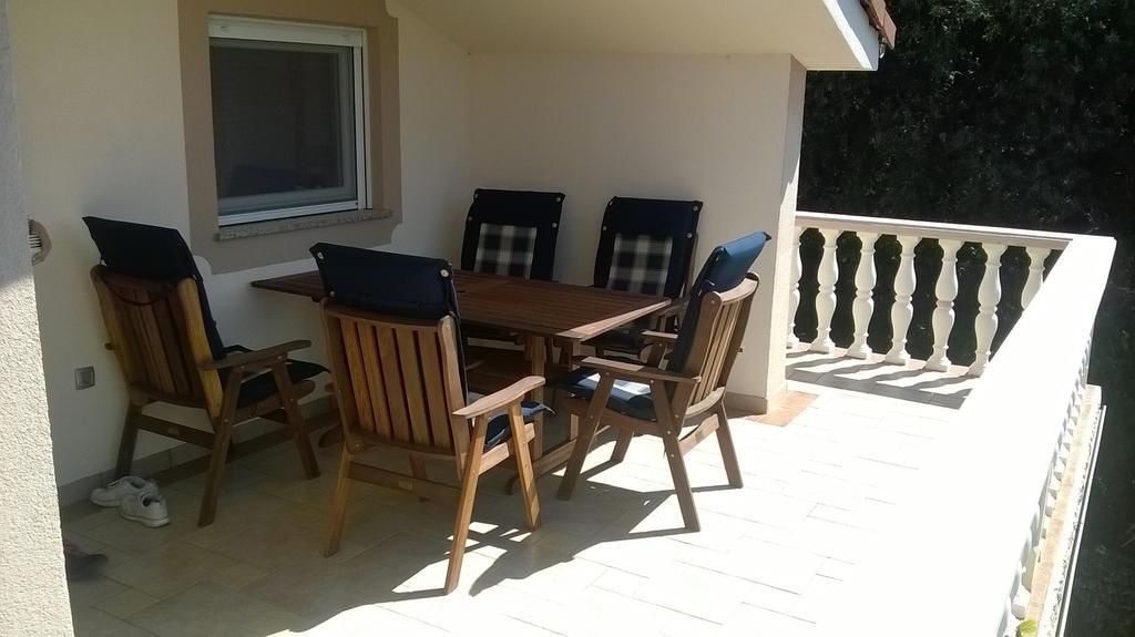 Sukosan Apartment Екстериор снимка
